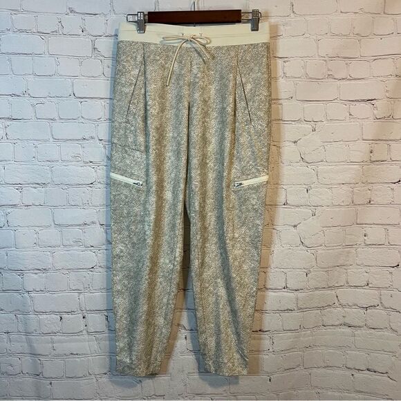 Athleta Venture Printed Pants size 2P - Picture 1 of 7